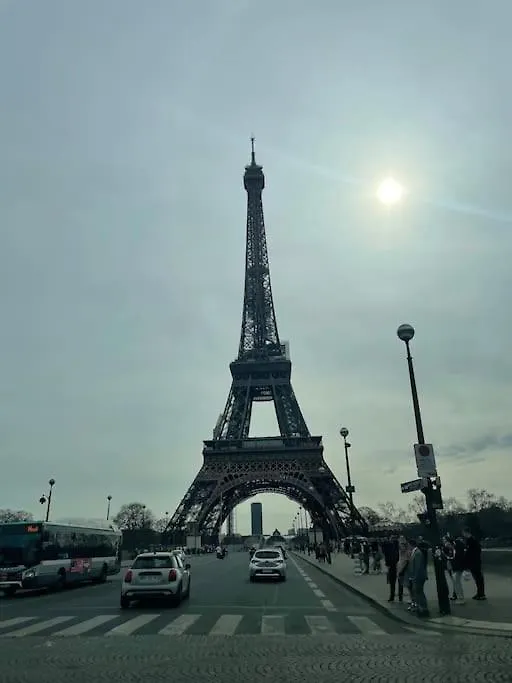 Agreable Et Bien Situe - Close Eiffel Tower *